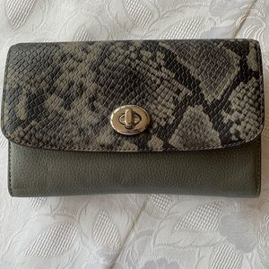 BNWOT Coach Wallet
